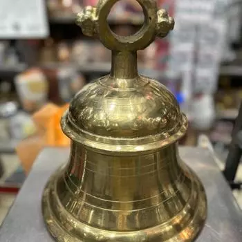 Медный храмовый колокол с глубоким и тяжелым резонирующим звуком | Церковная подвесная гханта для пуджи-мандира, домашнего алтаря и традиционных храмов Sacred