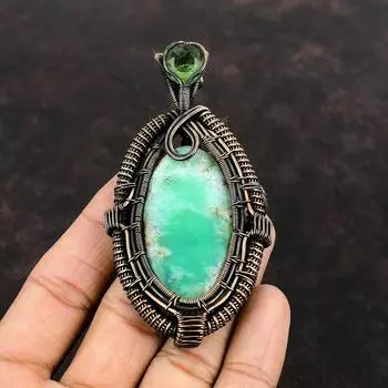 Медный кулон с хризопразом Медная проволока Кулон Ювелирные изделия ручной работы с драгоценными камнями Зеленый аметист Кулон Хризопраз Медные украшения для подарка