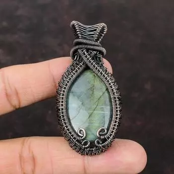 Медный кулон с лабрадоритом, кулон в проволочной обертке, кулон ручной работы, ювелирные изделия из медной проволоки, кулон с драгоценным камнем, подарок для него, ювелирные изделия из лабрадорита