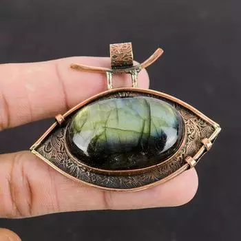 Медный кулон с лабрадоритом Подвески ручной работы Окисленные ювелирные изделия Кулон из лабрадорита с натуральным драгоценным камнем Антикварные медные украшения Дизайнерские подвески