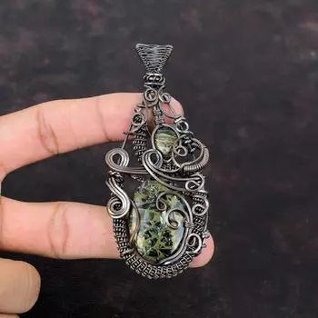 Медный кулон с серафинитом Кулон из медной проволоки Стильный кулон Драгоценный камень Медные украшения Кулон ручной работы Ювелирные изделия с серафинитом для подарка