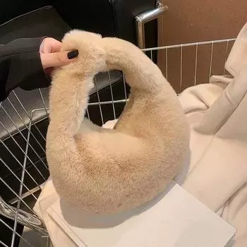 Меховая женская маленькая сумка в форме полумесяца, роскошные теплые плюшевые сумки на запястье для женщин, модный меховой клатч с короткой ручкой, милые женские кошельки для монет 30x7x19cm чёрный