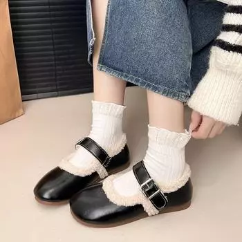 Меховые тапочки, плоские тапочки, женские флоковые низкие плюшевые туфли 2024 года в стиле римских Мэри Джейн с мехом, резиновые, ретро, базовые короткие женские туфли-тапочки 35 чёрный