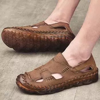 Men s beach shoes summer new fashion hollow sandals breathable leather casual shoes men s trendy hole sandals men 38 темно-коричневого