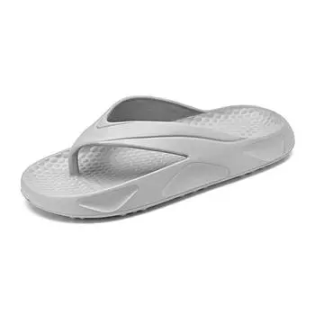 Men s sandals 2024 Summer Sandals Fashion casual breathable beach slippers Flip-flops sandals New men s shoes comfortable 39-40