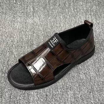 Men s sandals 2025 new men s beach shoes non-slip outer wear casual large size 47 48 leather sandals men 38 чёрный