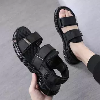 Men s sandals summer 2025 new Korean version casual outer wear driving dual-purpose magic buckle non-slip beach slippers 38