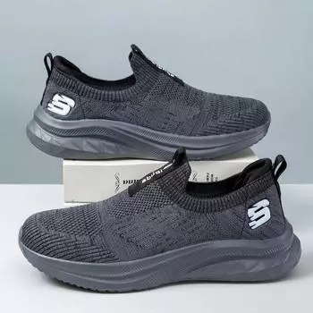 Men s shoes 2024 new socks, one pedal, ultra-light men s shoes, fashionable, comfortable and breathable, leisure manufacturers, foreign trade 39 чёрный