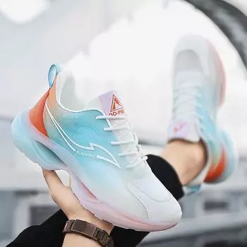 Men s shoes 2024 winter new breathable dad shoes European station thick-soled heightening sports shoes lightweight and versatile casual shoes 39