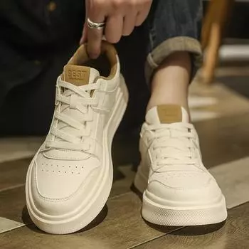 Men s shoes 2024 winter new thick-soled wear-resistant trend versatile student little white shoes daily casual fashion heightening shoes 39