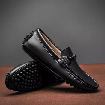 Men s shoes 2025 four seasons new retro style loafers plus size fashion casual driving shoes lazy kicks 38
