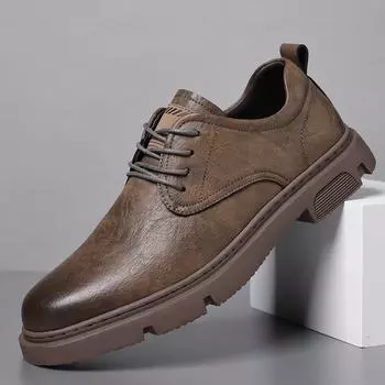 Men s shoes 2025 new men s business casual leather shoes genuine leather tooling shoes trend Korean version of fashion board shoes 38