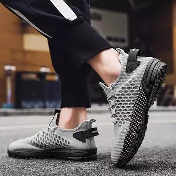 Men s shoes 2025 new summer breathable mesh sports net shoes men s casual versatile light foreign trade men s shoes 39 серый