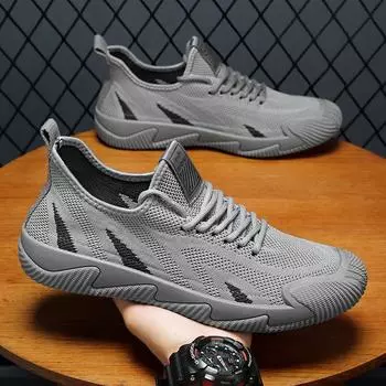 Men s shoes 2025 new summer breathable casual sports mesh shoes versatile running soft sole fly-woven mesh men s trendy shoes 39