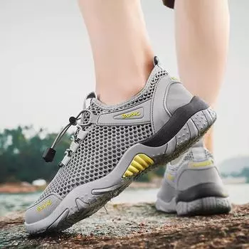 Men s shoes casual shoes 2025 summer new breathable mesh hollow wading quick drying fashion trend outdoor sports shoes 39