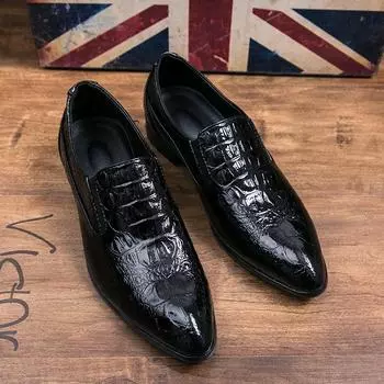 Men s shoes four seasons new casual leather shoes fashion youth foot leather shoes trend crocodile pattern pointed leather shoes can be 38