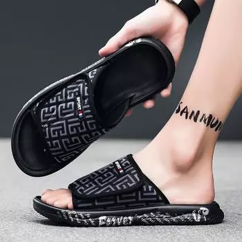 Men s slippers are worn outside in summer 2024 new high-end anti-slip and wear-resistant soft-soled flip-flops sports beach sandals 39
