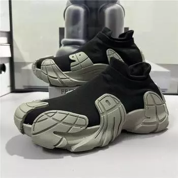 Men s socks and shoes summer new fly-woven breathable mesh shoes popular fashion trend sports shoes casual pedal 39 чёрный