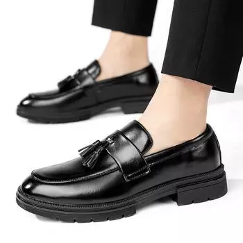 Men Tassel Loafers Mens Versatile Leather Man Shoes Fashion Shoes Pointed Anti-slip Wearable Driving Shoes Luxury Designer Shoe 38 чёрный