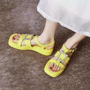 Meotina/Женская обувь, сандалии из натуральной кожи с Т-образным ремешком, сандалии на плоской платформе, женская обувь с пряжкой и кристаллами, летняя бежевая, желтая 34 бежевый