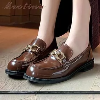 Meotina женские лоферы из натуральной кожи с круглым носком на плоской подошве с металлическими украшениями, женская модная повседневная обувь, весна-осень, черный, коричневый 40 34 коричневый