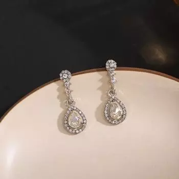 Мерцающие серьги-капли с ослепительными камнями циркона, минималистичные и универсальные