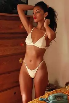 Merry See Атласный комплект с бюстгальтером и трусиками, белый