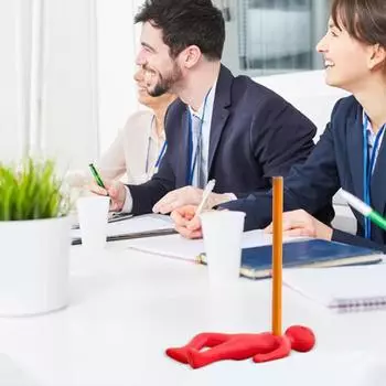 Мертвая человеческая фигурка держатель для ручки забавные красные статуи трупа стеллаж для хранения карандашей настольные аксессуары для офиса класс дома красный