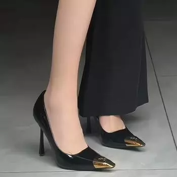 Metal square head thin heel high heels women s 2025 autumn and winter new bag head sandals black patent leather temperament royal sister single shoes 34