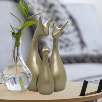 Metallic Laurel Green Home Decor Lucky Deer Family Figurine (Set of 3, Mizzle Green)