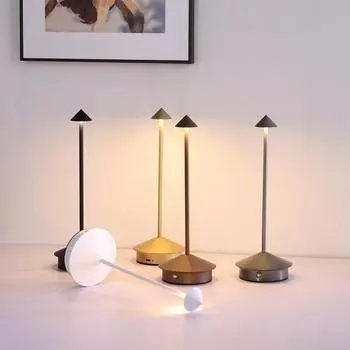 Металлическая настольная лампа с сенсорным управлением, регулировкой яркости, без мерцания, 3 цветовых температуры, перезаряжаемая, для использования в помещении и на улице, беспроводная светодиодная настольная лампа коричневый