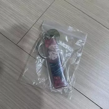 Металлический брелок для ключей Jujutsu Spin Itadori Yuji Button