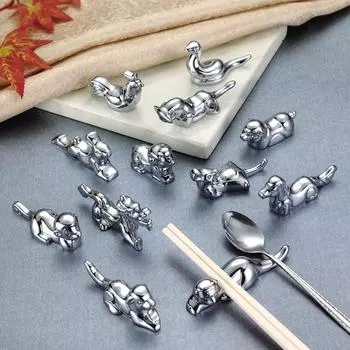 Металлический держатель для палочек для еды, подставка для кухонного бара, украшение стола, аксессуары из цинкового сплава, подушки для палочек для еды в китайском стиле с двенадцатью знаками зодиака