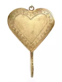 Металлический крючок в форме сердца с гравировкой, Латунь, Iron Heart Hook With Punching Brass, John Molly Decor&Gifts