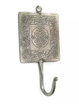 Металлический настенный крючок с гравировкой, Никель, Iron Square 1-hook Hanger Nickel, John Molly Decor&Gifts
