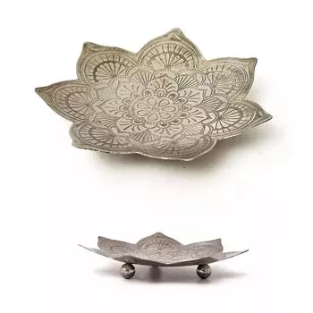 Металлическое блюдо в среднее, Никель, Medium Nickel Handicraft Flower Shape Plate, John Molly Decor&Gifts