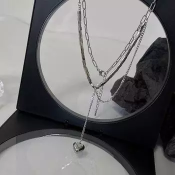 Металлическое маленькое квадратное ожерелье Love, женское новое модное ожерелье из титановой стали, нишевый дизайн, свитер, цепочка для свитера с аксессуарами