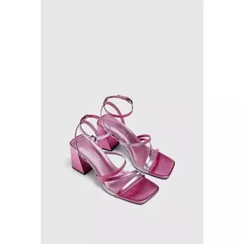 Металлизированные босоножки на каблуке