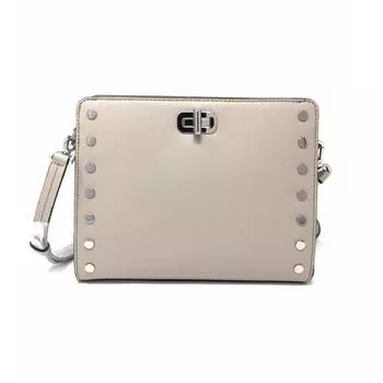 Michael Kors Sylvie Stud Messenger бежевого цвета