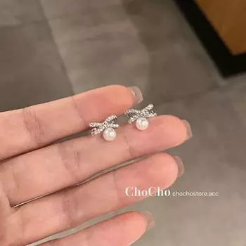 Micro-Inlaid Chocho Bows Gentle Stud Earrings Zircon A small size 925 silver needle