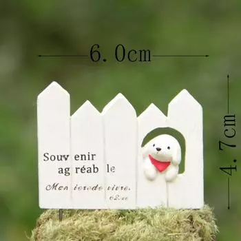 Micro Resin Garden Ornaments With Cartoon Dog Fence For Gift And Party Decor