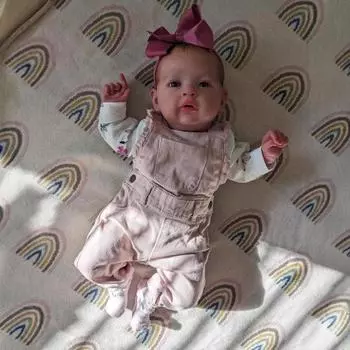 Милая 22-дюймовая кукла-реборн с мягким тканевым телом, кукла для новорожденных девочек и мальчиков, реалистичная 3D-рисованная кожа, детские куклы, развивающие игрушки для дома 55cm cloth body