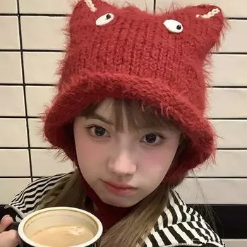 Милая и забавная плюшевая вязаная холодная шапка с кошачьими ушками, женская осенне-зимняя теплая защитная шапка-пуловер с загнутыми краями и изображением лица, маленькая шапка M56-58cm