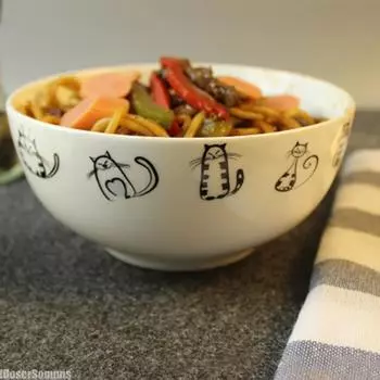 Милая керамическая тарелка с изображением кошки, чашки и блюдца, уникальная миска для завтрака, десертная тарелка, столовая посуда, поднос с мультяшным рисунком, японские кухонные принадлежности