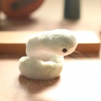 Милая маленькая змея подвеска плюшевая игрушка кукла мультфильм школьная сумка подвесное украшение брелок кукла кукла 20cm