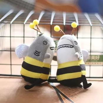 Милая милая акула пчела маленькая подвеска плюшевая игрушка кукла акула мед сумка подвесное украшение брелок кукла 12cm