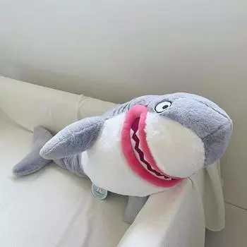Милая плюшевая кукла-акула с красными губами Сета Дуду дарит девушке подарок на день рождения, подушку и сон Total length 85 cm серый