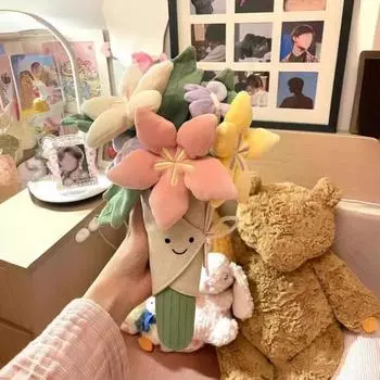 Милая плюшевая кукла-цветок, мягкая игрушка, мягкое растение, плюшевое милое улыбающееся лицо, которое можно обнимать и вручать цветку