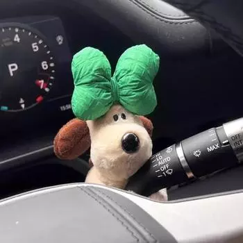 Милая плюшевая кукла-собака, украшение для автомобиля в форме собаки, многофункциональная фигурка стеклоочистителя для автомобиля с указателем поворота розы красного