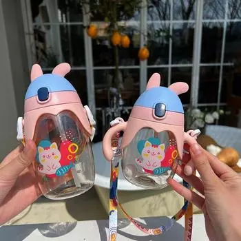Милая соломенная чашка с мультяшным рисунком, детский портативный чайник для смешивания для детского сада, задняя чашка для воды для маленьких мам и девочек 350ml